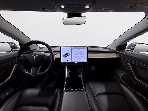 Tesla Model 3 11 of 17
