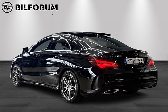 Mercedes-Benz CLA180 4 of 5