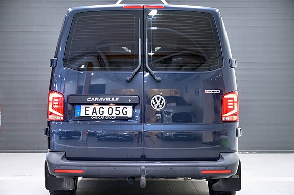Volkswagen Caravelle 5 of 22