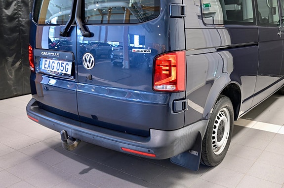 Volkswagen Caravelle 6 of 22