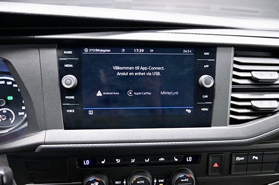 Volkswagen Caravelle 21 of 22
