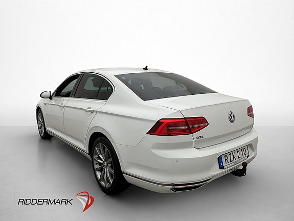 Volkswagen Passat 6 of 30