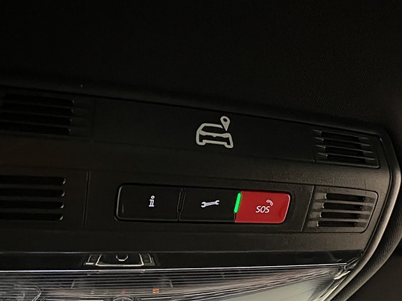 Volkswagen Passat 20 of 30