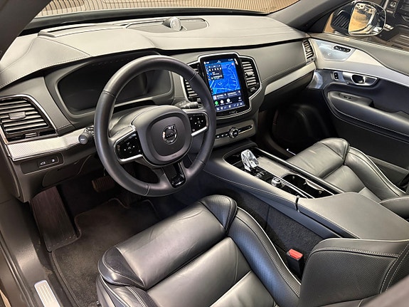 Volvo XC90 7 of 19