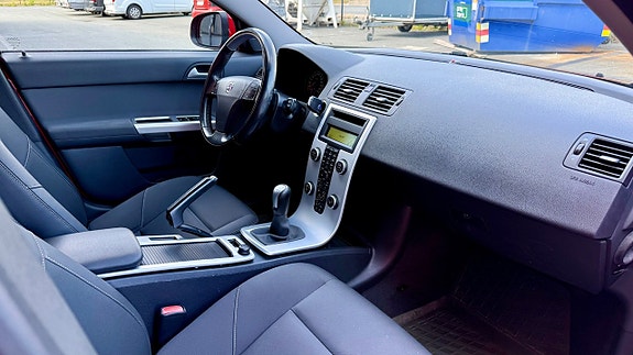 Volvo V50 13 of 17