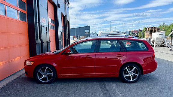 Volvo V50 9 of 17