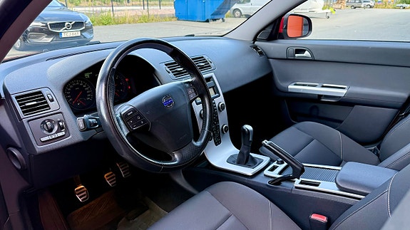 Volvo V50 10 of 17