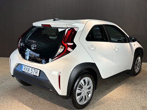 Toyota Aygo X 6 of 16