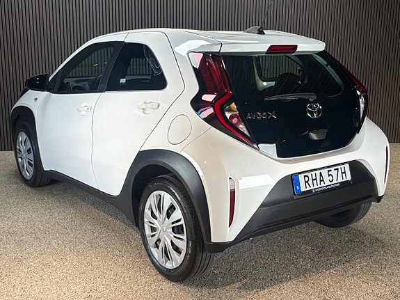 Toyota Aygo X 4 of 16