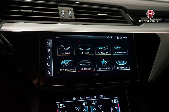 Audi Q8 22 of 29