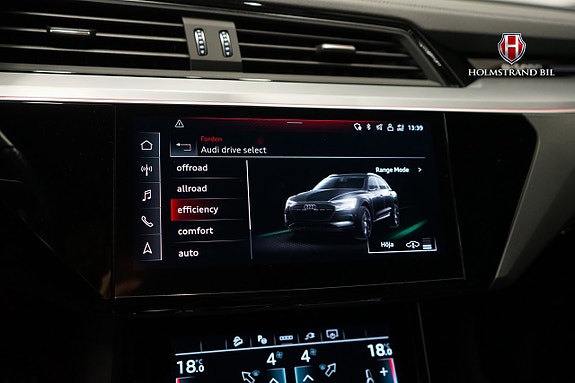 Audi Q8 20 of 29