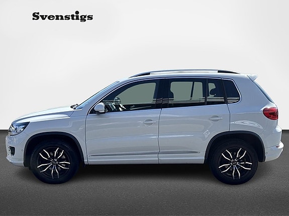 Volkswagen Tiguan 2 of 5