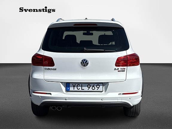 Volkswagen Tiguan 4 of 5