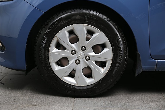 Hyundai i20 7 of 23