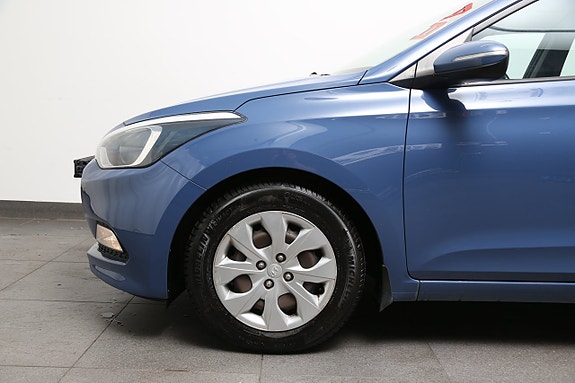 Hyundai i20 6 of 23