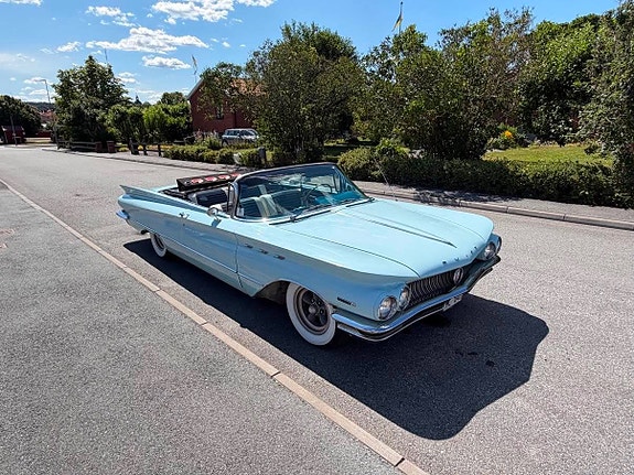 Buick Invicta 6 of 26