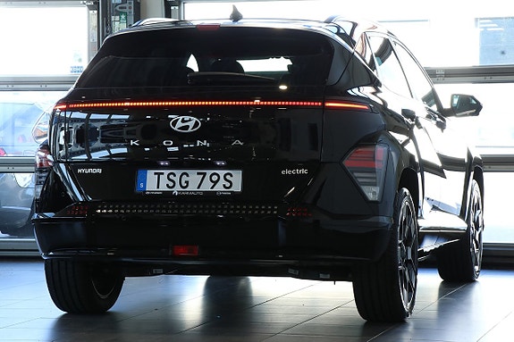 Hyundai Kona 6 of 18