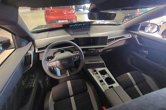 Opel Grandland 4 of 8