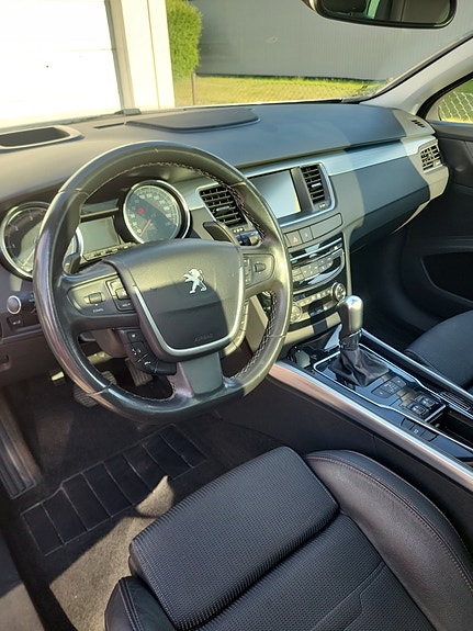 Peugeot 508 2 of 5