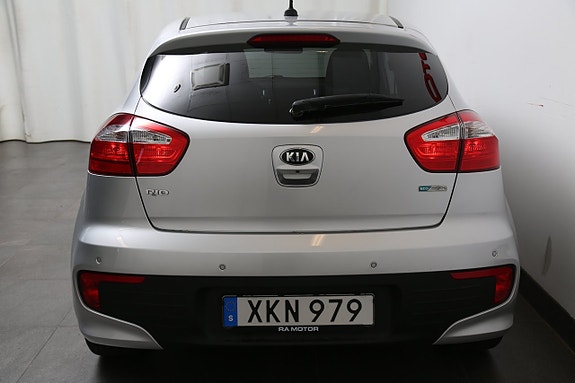 Kia Rio 23 of 23