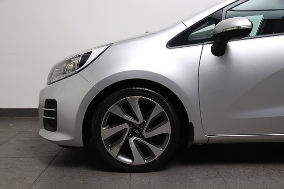 Kia Rio 6 of 23