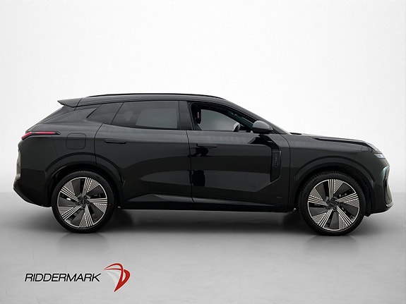 Lynk & Co 08 9 of 30