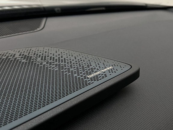 Lynk & Co 08 15 of 30