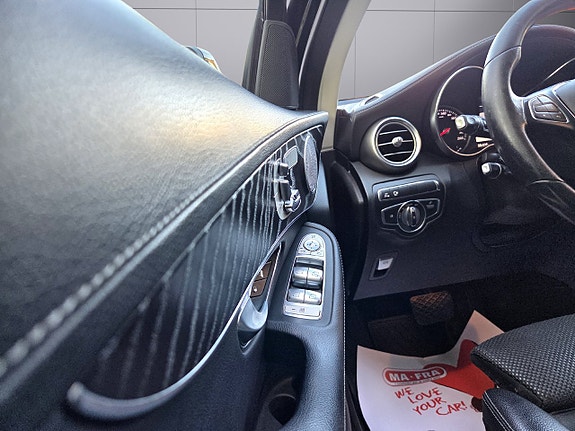 Mercedes-Benz GLC250 d 10 of 23