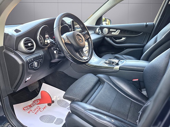 Mercedes-Benz GLC250 d 11 of 23