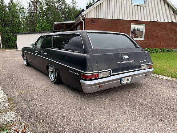 Chevrolet Bel Air 3 of 5