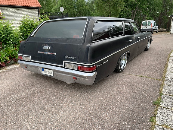 Chevrolet Bel Air 4 of 5