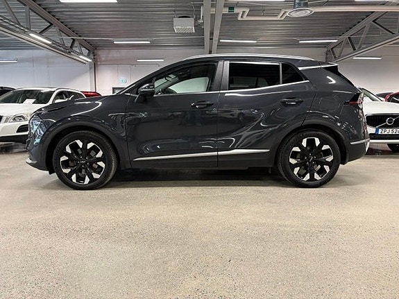 Kia Sportage 2 of 5