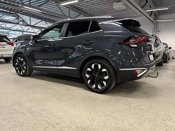 Kia Sportage 3 of 5
