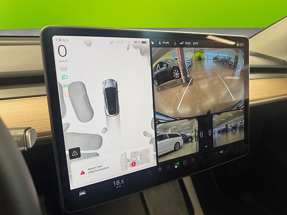 Tesla Model Y 18 of 24