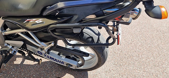 Yamaha FZ6-S 8 of 10