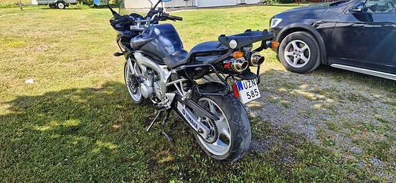 Yamaha FZ6-S 2 of 10