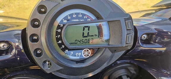 Yamaha FZ6-S 3 of 10