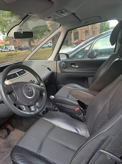 Renault Grand Espace 8 of 12