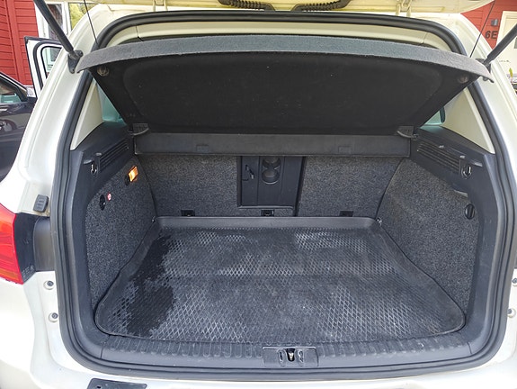 Volkswagen Tiguan 7 of 10