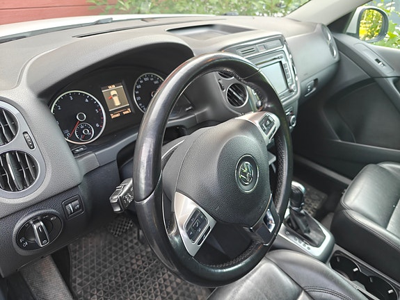 Volkswagen Tiguan 4 of 5