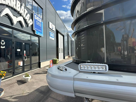 Pontonbåt 19ft, Honda BF60 och upptagningsvagn 9 of 9