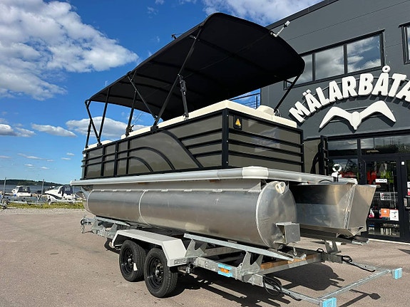 Pontonbåt 19ft, Honda BF60 och upptagningsvagn 8 of 9