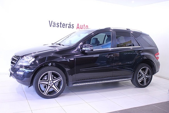 Mercedes-Benz ML350 5 of 5