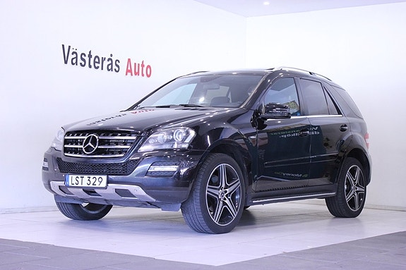 Mercedes-Benz ML350 2 of 5