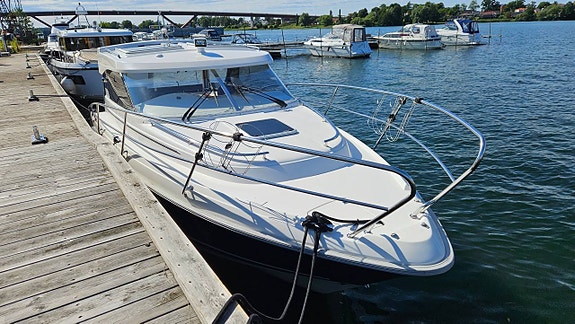 Aquador 28 HT -08 Volvo Penta D6-330 DPH mkt välskött 12 of 12