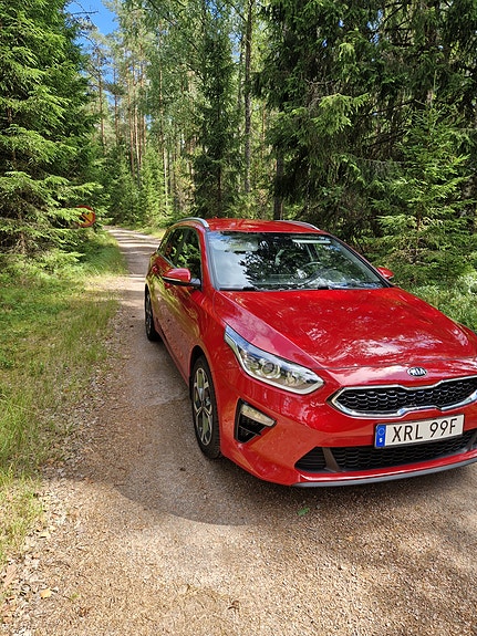Kia Ceed 3 of 5