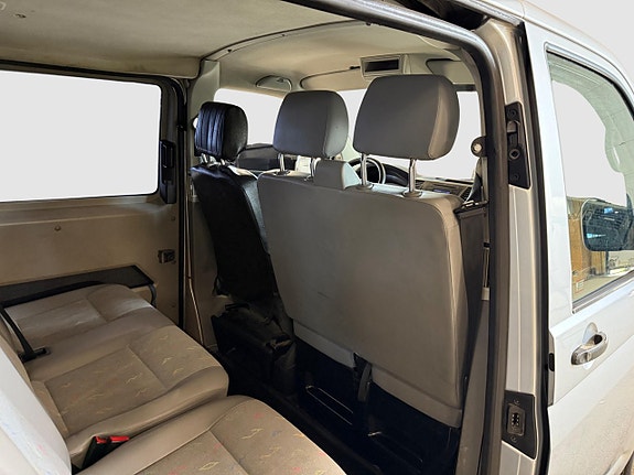 Volkswagen Transporter 15 of 18