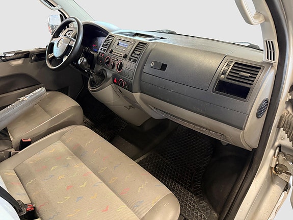 Volkswagen Transporter 17 of 18