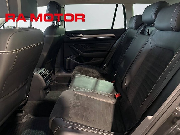Volkswagen Passat 14 of 27