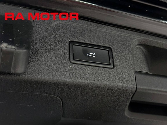 Volkswagen Passat 25 of 27